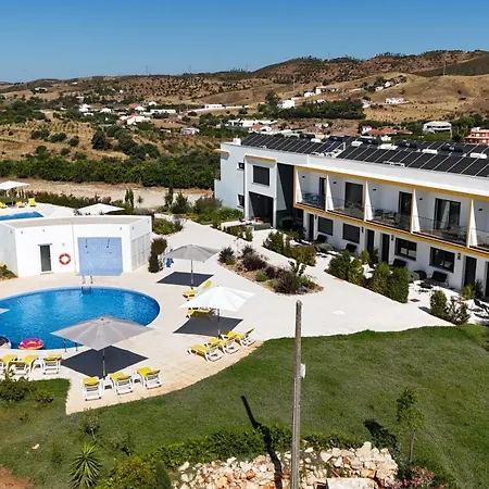 Orange Grove Semesterbostad